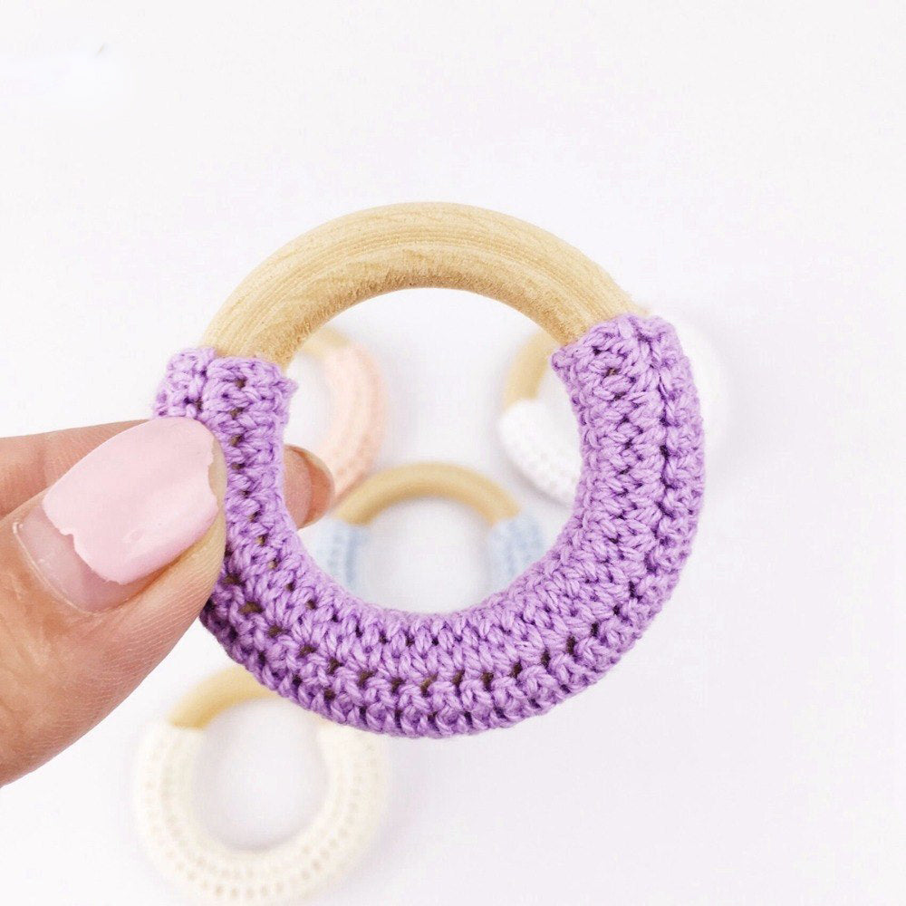 Natural Maple Wood Teething Toys: 10pc Set with Chunky Crochet Rings, Ideal for Soothing Baby's Teething Needs