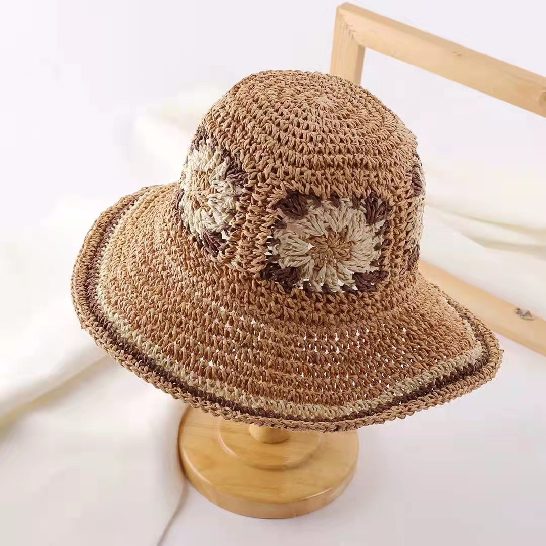 Bohemian Chic: Crochet Straw Hat for Women, Perfect for Summer Beach Days with its Big Brim and Ethnic Wind Style, Ideal for Sun Protection and Trendy